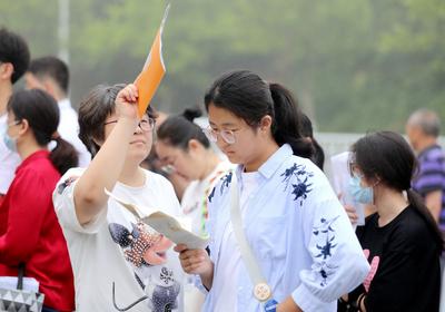 2026年青岛中考高中录取线公布，二中323分，五十八中321.5分