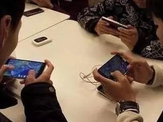 腾讯游戏发布暑期未保行动：每周限玩3小时