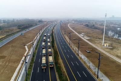 上半年我国交通出行人数为341.7亿人次