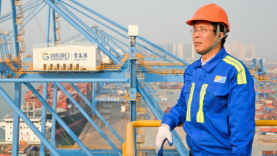 “两优一先”风采录 | 张连钢：百炼成“钢”，铸造世界一流智慧港口