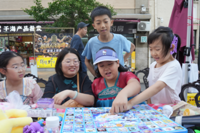 在社会实践中“解锁”暑假