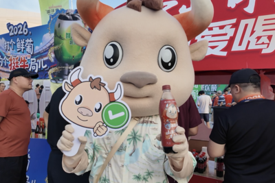 崂山可乐×青岛海牛：球星瓶燃情上市，谁是你心中的城市英雄？