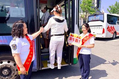 定制公交串起老城与码头！青岛巴士“公交+旅游”再添新景