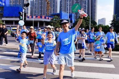 奔跑中“发现青岛”！千人定向赛点燃全民健身嘉年华