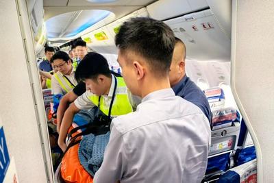 从曼谷顺利运抵青岛！山东航空完成第二例国际担架旅客保障任务