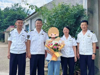 十年如一日，青岛这群人用善意温情守护特殊学子求学路