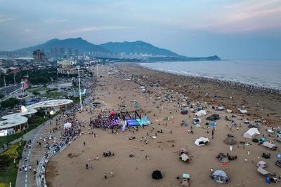 刚刚通知：青岛这两处海水浴场已临时关闭