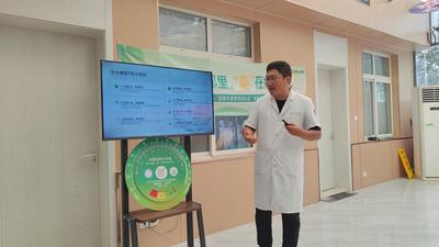 别只盯着体重秤，腰围和BMI才是关键！“健康体重管理”系列活动走进市北区伊春路社区，专家提醒：腰围超标比体重超标更危险