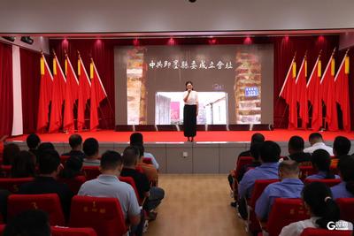 即墨区开展红色故事进企业活动