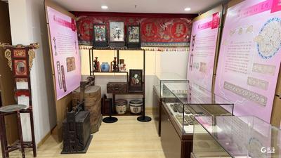 李沧区“我们的节日·七夕”主题活动暨“一平米博物馆”文明实践巡展（七夕主题展）启幕