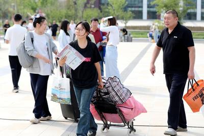 暖心救助托举求学梦！青岛为702名困难家庭大学生发放超280万元临时救助金
