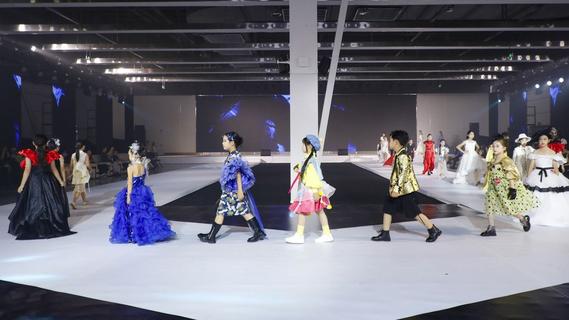 2026青岛时装周少儿时装模特大赛超吸睛