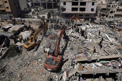 以军空袭加沙多地致至少4人死亡