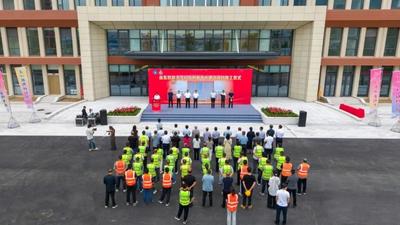 山东科技大学科技创新中心竣工，两处学生公寓完成主体结构封顶