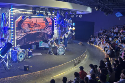 “有料”又“有趣”，海信探索中心解锁“双节”新玩法
