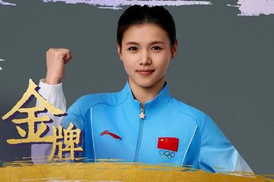 中国选手包揽亚运会跳水女子1米跳板金银牌