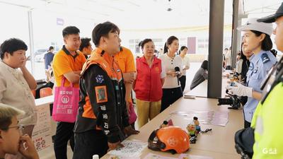 即墨零工市场暖“新”摊位启用，暖心市集情暖新就业群体