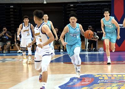 CBA夏季联赛开门红！青岛崂山啤酒84:59大胜浙江浙商证券