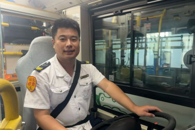 脱下军装仍是“兵”！青岛501路驾驶员朱琛琛获评“见义勇为模范”