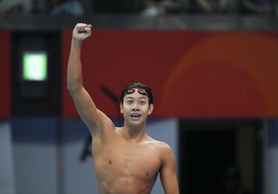 青岛名将张展硕勇夺男子800米自由泳冠军，本届亚运会已摘得5枚金牌
