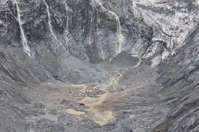 水利部：尼泊尔错坚河冲击坑周边冰川仍有崩落可能