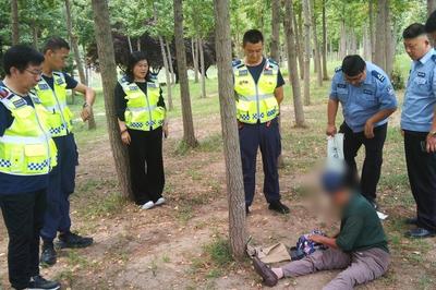 暖心救助不停歇！胶州公安帮助多名走失老人平安归家