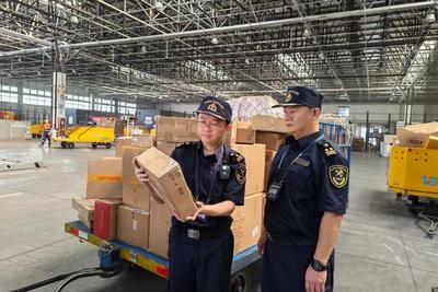 通关时间压缩近3小时，出口低值快速货物“空侧直通”模式落地青岛空港
