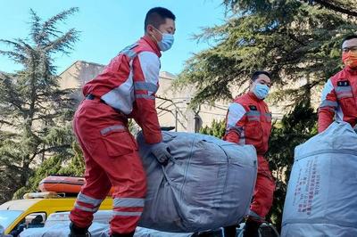 青岛市红十字会携手各界驰援西藏吉隆县泥石流灾区