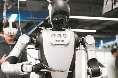 青报经济述评 | 人工智能：从数字世界走进产业现场