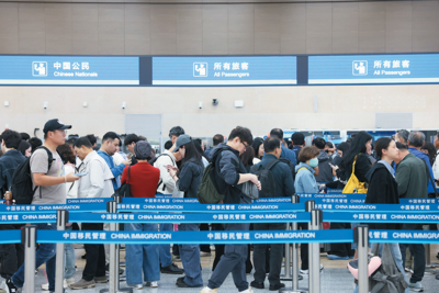 青岛机场今年出入境客流达300万人次，较去年提前26天