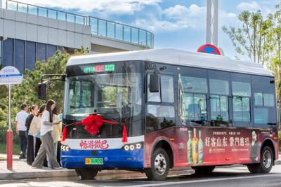 青岛438路“畅游微巴”：深耕“公交+旅游”，打通两网融合“最后一公里”