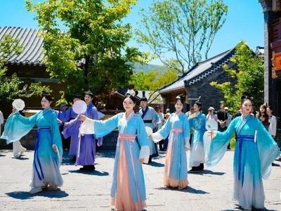 潮起东方 儒韵新章丨“土” 村长，潮文化 青年演员创意解锁文化新玩法