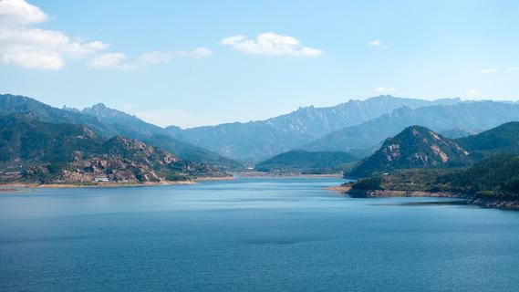 多图云赏，青岛“小赛里木湖”太治愈！