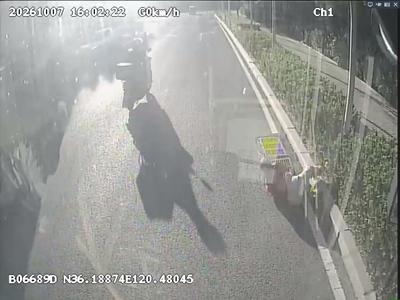 小小急救包藏大爱！青岛巴士驾驶员暖心守护乘客出行路