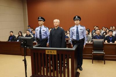 中央巡视组原副部级巡视专员许传智一审被判十二年