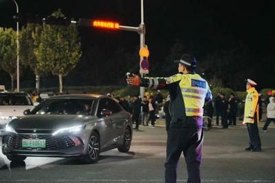 青岛市公安局交通管理支队城阳区大队关于黄丽玲演唱会（青岛站）交通组织的通告
